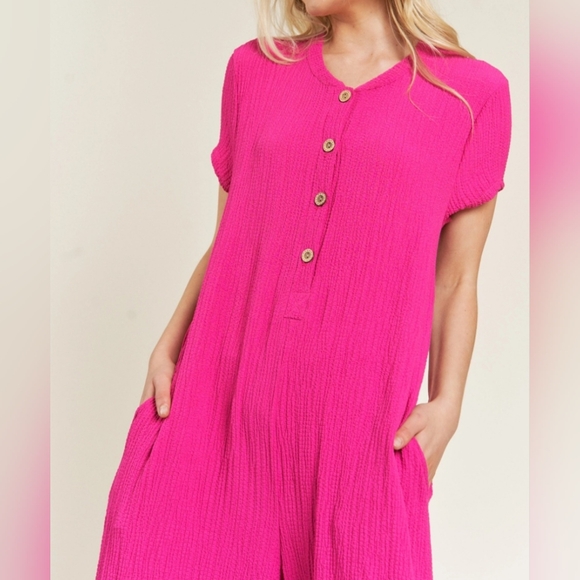 #561 FINAL PRICE 🛑 S TRENDY BOHO Textured Short Sleeve Jumpsuit  - Picture 7 of 8
